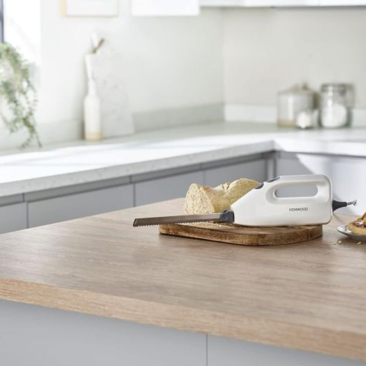 Kenwood Ηλεκτρικό Μαχαίρι 100W με Ανοξείδωτες Λεπίδες KN650 Άσπρο