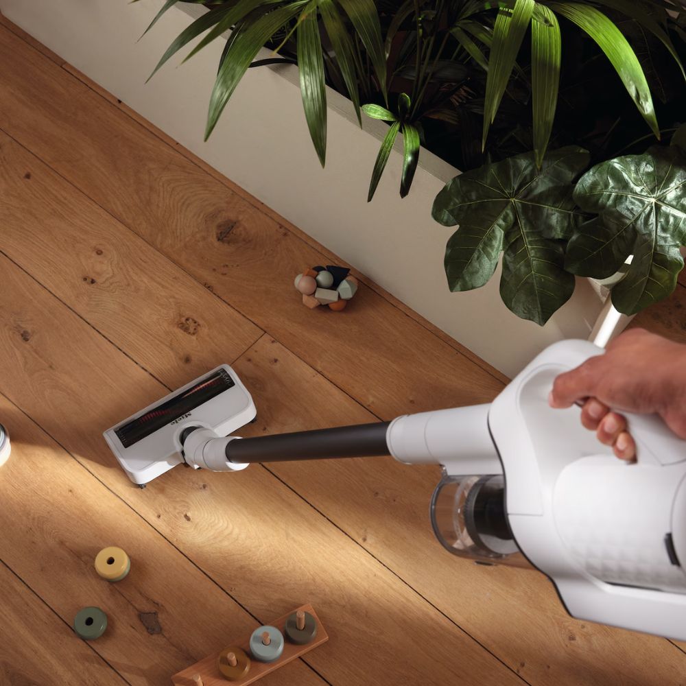 Miele Duoflex HX1 Extra 2σε1 Ασύρματη Επαναφορτιζόμενη Σκούπα Stick 160W με Χωριτικότητα Κάδου 0.3L, Εξάρτημα Ευαίσθητων Επιφανειών & έως 55 Λεπτά Χρόνο Λειτουργίας Λευκό