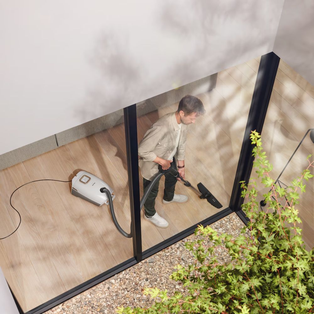 Miele Guard L1 Parquet Ηλεκτρική Κυλινδρική Σκούπα 890W με Σακούλα 3.5L με PowerLine Τεχνολογία, Πέλμα Parquet Twister & DynamicDrive Άσπρο