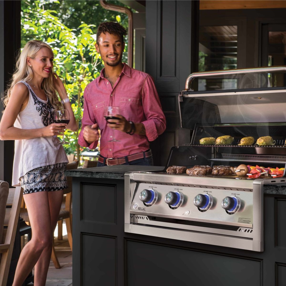 Broil King Regal 420 Built-In Εντοιχιζόμενη Ψησταριά Υγραερίου BBQ με 4 Καυστήρες Dual-Tube™ 985653 Μαύρο